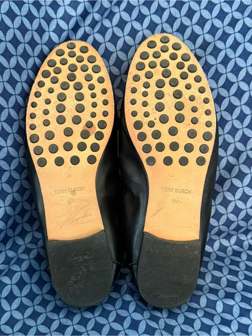 Tory Burch Black Leather Ballet Loafers. Size 5M. Very good condition